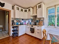 Podkrkonošská usedlost se stodolou a zahradou 2 728 m² – klid přírody, Nová Paka na dosah. - IMG_2489_HDR.jpg