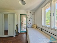 Podkrkonošská usedlost se stodolou a zahradou 2 728 m² – klid přírody, Nová Paka na dosah. - IMG_2513_HDR.jpg