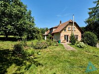 Podkrkonošská usedlost se stodolou a zahradou 2 728 m² – klid přírody, Nová Paka na dosah. - IMG_2546_HDR.jpg