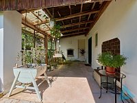 Podkrkonošská usedlost se stodolou a zahradou 2 728 m² – klid přírody, Nová Paka na dosah. - IMG_2561_HDR.jpg