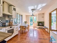 Podkrkonošská usedlost se stodolou a zahradou 2 728 m² – klid přírody, Nová Paka na dosah. - IMG_2483_HDR.jpg