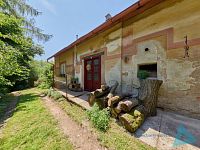 Podkrkonošská usedlost se stodolou a zahradou 2 728 m² – klid přírody, Nová Paka na dosah. - IMG_2570_HDR.jpg