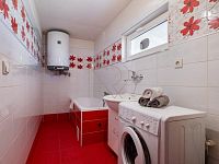 Dům s pozemkem 3 946 m2, Načeradec, Pravětice, okres Benešov - Prodej pozemku a dvě chatky_Pravětice_Načeradec_03.jpg