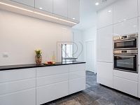 Prodej bytu 3+1 90 m2, Na Březince, Praha 5 - Smíchov - Prodej bytu 3+1_Na Březince_Praha 5 - Smíchov_20.jpg