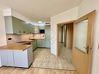 Pronájem bytu 2+kk s balkonem, Divišovská, Praha 4 - Chodov