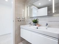 Prodej bytu 4+kk s velkou terasou, lodžií a dvě garážová stání, U Nikolajky, Praha 5 - Smíchov - Prodej bytu 4+kk_U Nikolajky_Praha 5 - Smíchov_12.jpg