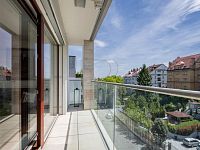 Prodej bytu 4+kk s velkou terasou, lodžií a dvě garážová stání, U Nikolajky, Praha 5 - Smíchov - Prodej bytu 4+kk_U Nikolajky_Praha 5 - Smíchov_33.jpg