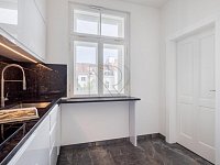 Prodej bytu 3+1 90 m2, Na Březince, Praha 5 - Smíchov - Prodej bytu 3+1_Na Březince_Praha 5 - Smíchov_23.jpg