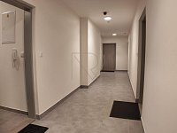 Pronájem bytu 1+kk s balkonem 41 m2, Gerstelova, Praha 9 - Vysočany - Pronájem bytu 1+kk_Gerstelova_Praha - Vysočany_11.JPG