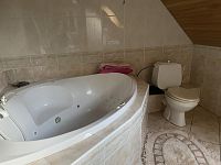 Prodej rodinného domu s garáží, zimní zahradou a bazénem na ulici Palkovická ve Frýdku Místku - IMG_8466.JPG