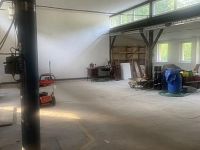 Prodej výrobní haly se zázemím v obci Kozlovice - IMG_8907.JPG