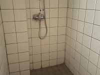 Prodej výrobní haly se zázemím v obci Kozlovice - IMG_8926.JPG