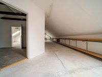 Prostor k podnikání v Havířově - DSC07251-HDR.jpg