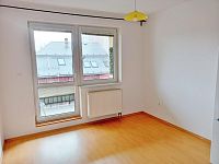 Pronajmu byt 2+kk s balkonem, ul. Slezská, Frýdek-Místek - IMG20260415173703.jpg