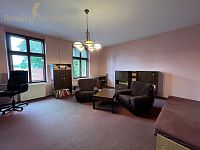 Prodej obchodních prostor vhodný i k bydlení 435 m2, Bohumín- centrum, náměstí - IMG-20251014-WA0031.jpg