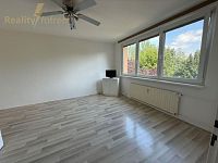 Prodej bytu 1+1, 33 m², osobní vlastnictví, Ostrava – Dubina, ul. Aloise Gavlase - 9.jpg