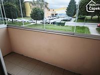 Pronájem 1+kk s lodžií, Ostrava - Poruba, ulice Spartakovců - 2026-06-03 18.06.19.jpg