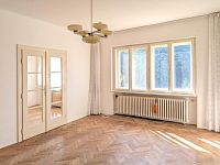 Prodej funkcionalistické vily s pozemkem 3190 m2, Mokrá hora - Foto 2