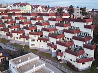 Unikátní kaskádové bydlení 4+kk s terasou a možností koupě garáže v Brně - Králově Poli - celkový pohled.jpg