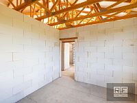 Porodej rodinných domů 155 m2, pozemek 623 m2 - J60A9662.jpg