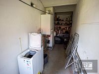 Bydlení i podnikání pod jednou střechou – zrekonstruovaný rodinný dům, Chudeřice - technická místnost.jpg