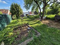 Rodinný dům 2+1 se zahradou a dvorem v centru Dačic - 30.jpg