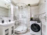 Pronájem bytu 2+kk v Brně na ulici Burešova - 16.jpg