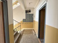 Pronájem kanceláří 97 m2, U Dolního Skrýchova u J.Hradce - IMG_3758.jpg