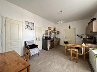 Pronájem bytu 2+1, 97 m2, nám.Míru Jindřichův Hradec - kuchyň 3.JPEG