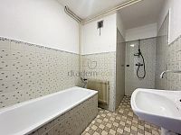 Prodej, rodinný dům se zahradou 606 m2 - Jindřichův Hradec - Sládkův kopec - IMG_8288.JPEG