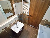 Prodej bytu 2+kk, 40,3m2, Farkašova ul., Praha  - Kyje - 12.jpg