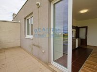 Prodej bytu 2+kk, 40,3m2, Farkašova ul., Praha  - Kyje - 15.jpg