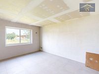 Prodej rodinného domu - novostavby 175 m2, pozemek 1121 m2 - Vetla-07142025_183628.jpg