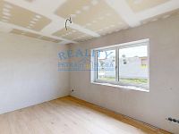 Prodej rodinného domu - novostavby 175 m2, pozemek 1121 m2 - Vetla-07142025_183722.jpg