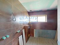 Prodej rodinného domu - novostavby 175 m2, pozemek 1121 m2 - Vetla-07142025_183827.jpg