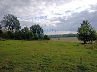 Prodej pozemků o velikosti 3539 m² v obci Mukařov u Úštěku, okres Litoměřice - 3.jpg