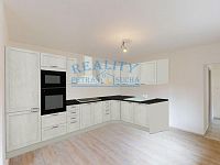 Prodej rodinného domu 137m2, pozemek 192m2, Horní Beřkovice - 13.jpg