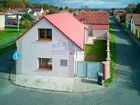 Prodej rodinného domu 137m2, pozemek 192m2, Horní Beřkovice - 3.jpg