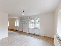 Prodej rodinného domu 137m2, pozemek 192m2, Horní Beřkovice - 9.jpg