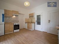 Pronájem bytu 2+1, 63m2, Železná, Ústí nad Labem - Neštěmice - 1.jpg