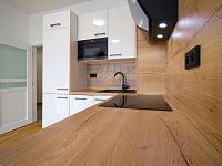 Pronájem bytu 2+kk, 41 m2, Černokostelecká, Praha - 1.jpg