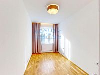 Pronájem bytu 2+kk, 41 m2, Černokostelecká, Praha - 7.jpg
