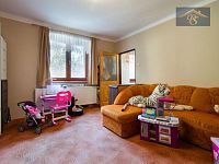 Prodej rodinného domu 130 m2, pozemek 1337m2, Chrášťany - Chotouň, okr. Kolín - 7.jpg