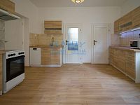 Pronájem rodinného domu, 250 m2, zahrada 453m2, ul. Železná, Ústí nad Labem - Neštěmice - 2.jpg