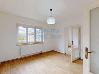 Pronájem rodinného domu, 250 m2, zahrada 453m2, ul. Železná, Ústí nad Labem - Neštěmice - 8.jpg