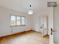 Pronájem rodinného domu, 250 m2, zahrada 453m2, ul. Železná, Ústí nad Labem - Neštěmice - 8.jpg