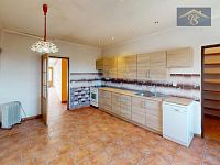 Prodej rodinného domu 190 m2, pozemek 422 m2, Nebužely - 6.jpg