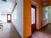 Prodej rodinného domu 190 m2, pozemek 422 m2, Nebužely - IMG_8489.jpg