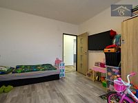 Prodej bytu 3+1, 57m2, Hrobce - Rohatce - IMG_8575.jpg