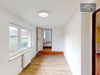 Prodej rodinného domu 204 m2, pozemek 690 m2 - 13.jpg